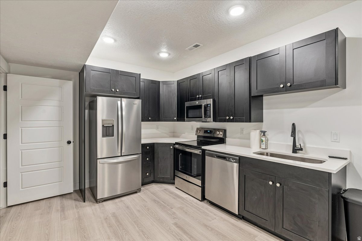 BEVERLY PLACE - Residential