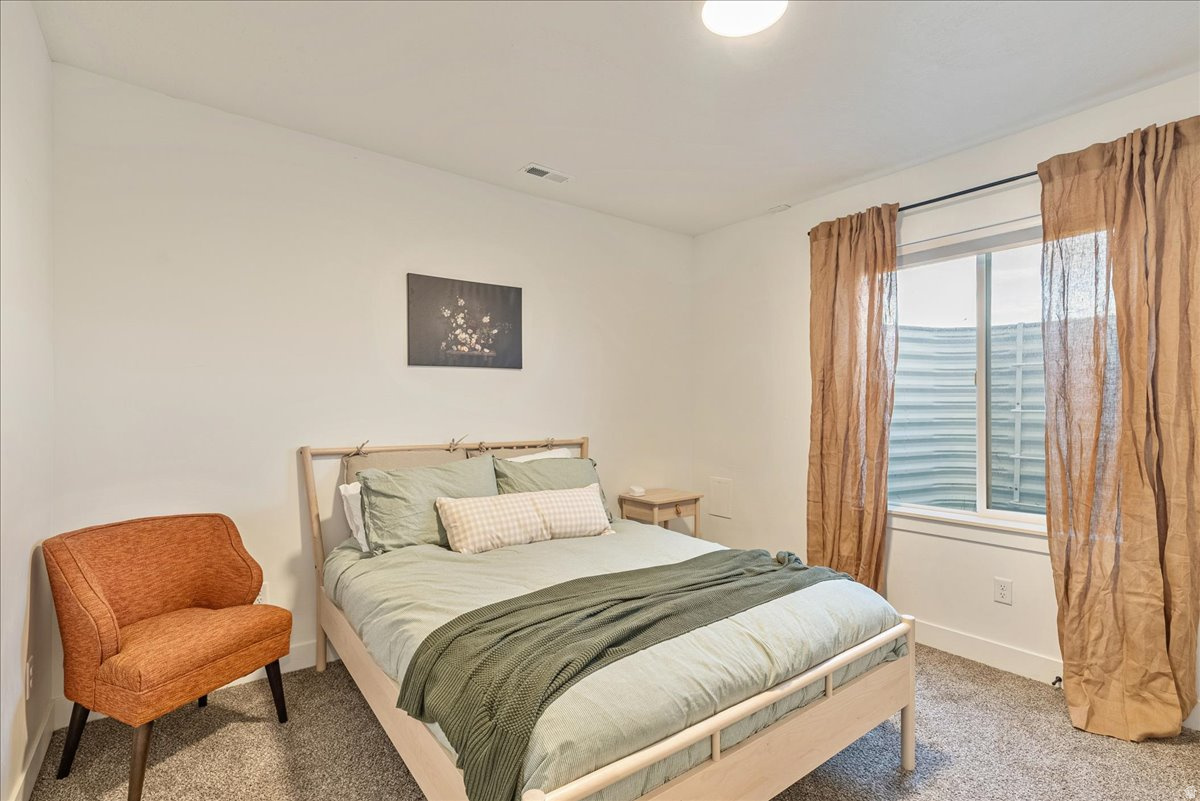 BEVERLY PLACE - Residential