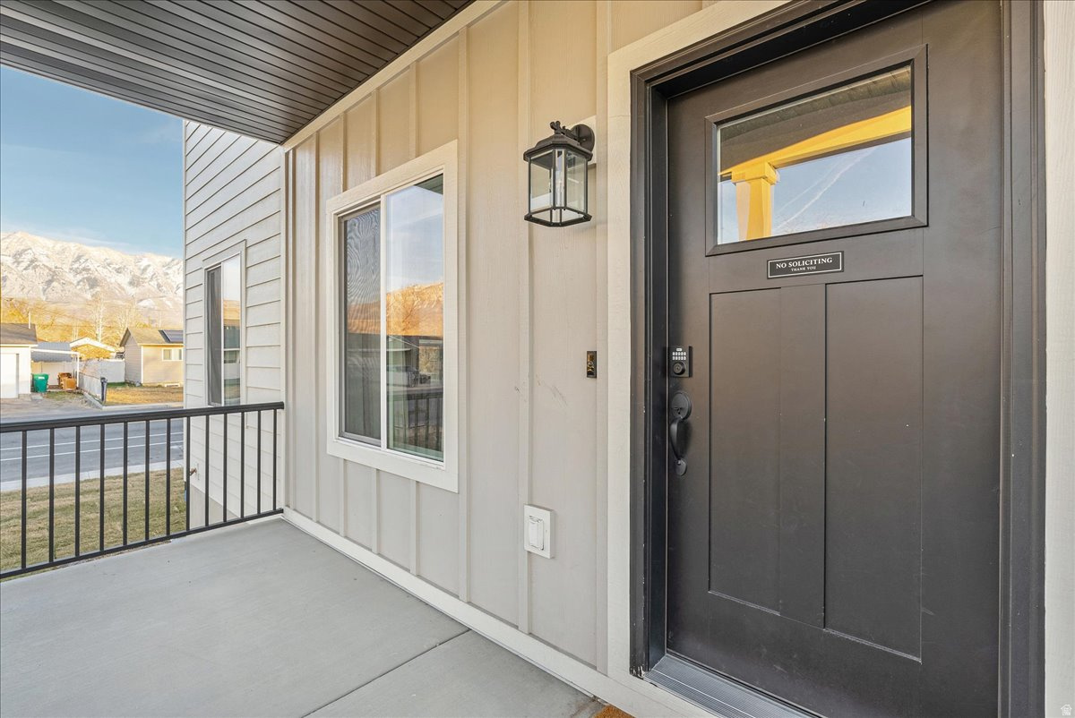 BEVERLY PLACE - Residential