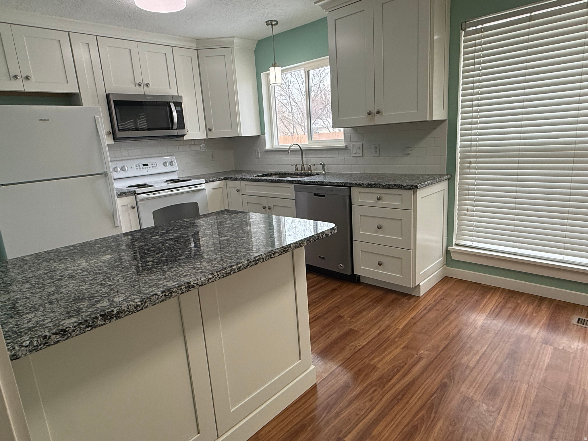 RUSSON ESTATES - Residential