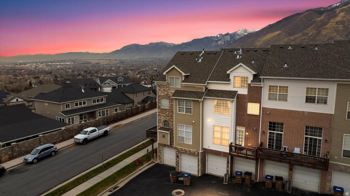 SOUTH MOUNTAIN - Residential