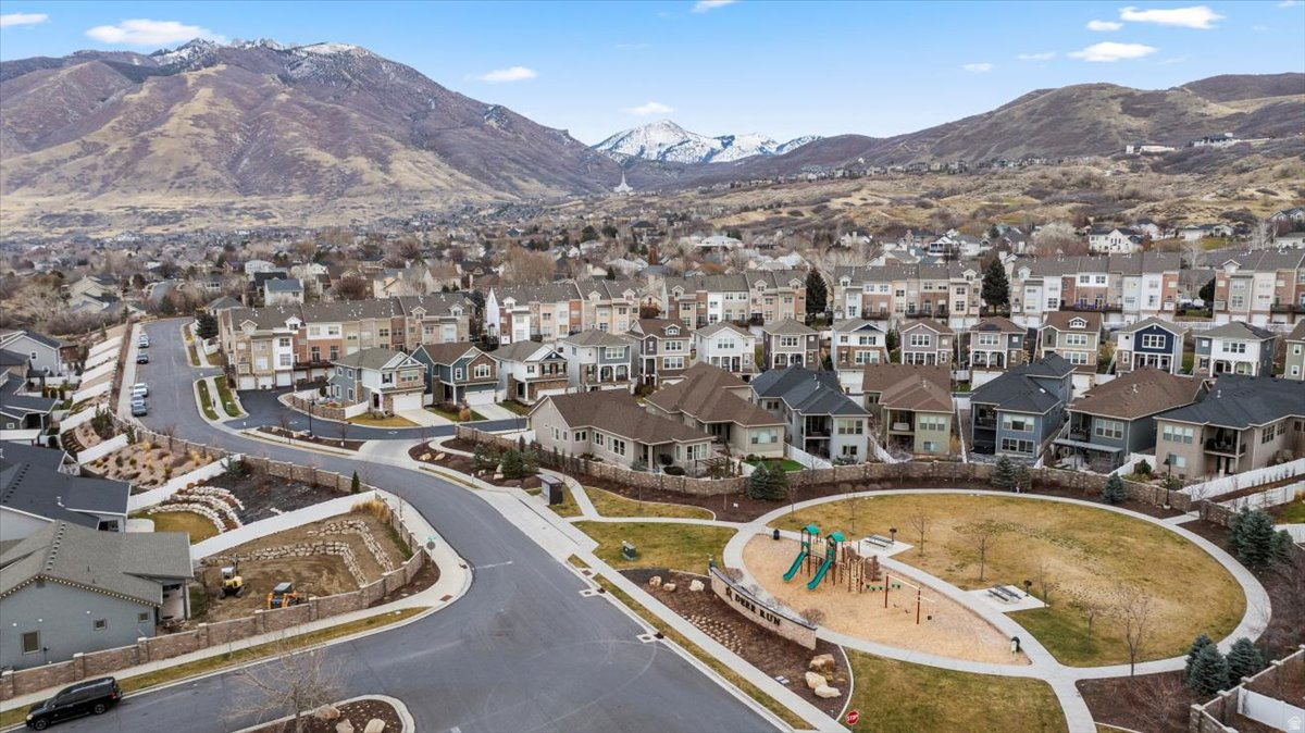 SOUTH MOUNTAIN - Residential