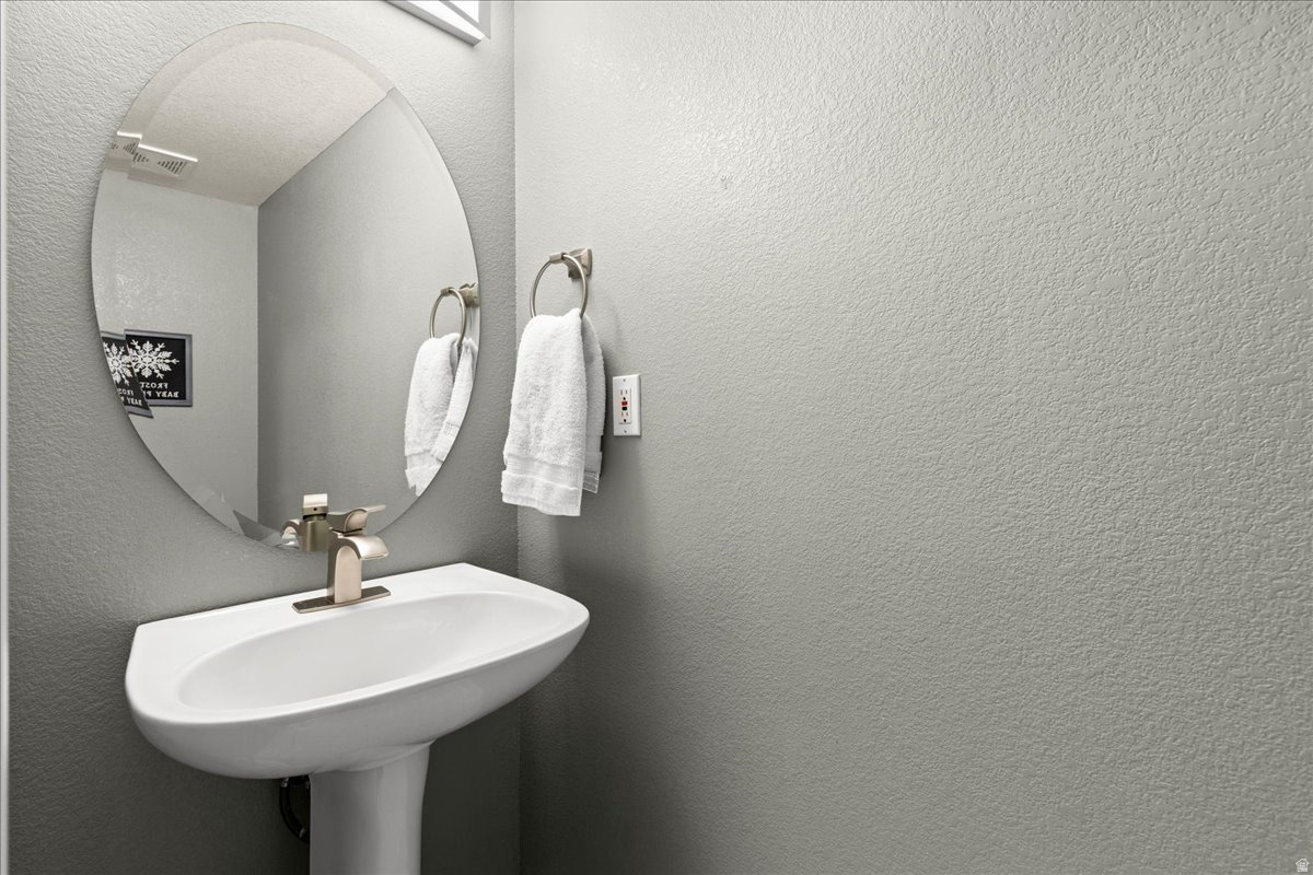 SOUTH MOUNTAIN - Residential