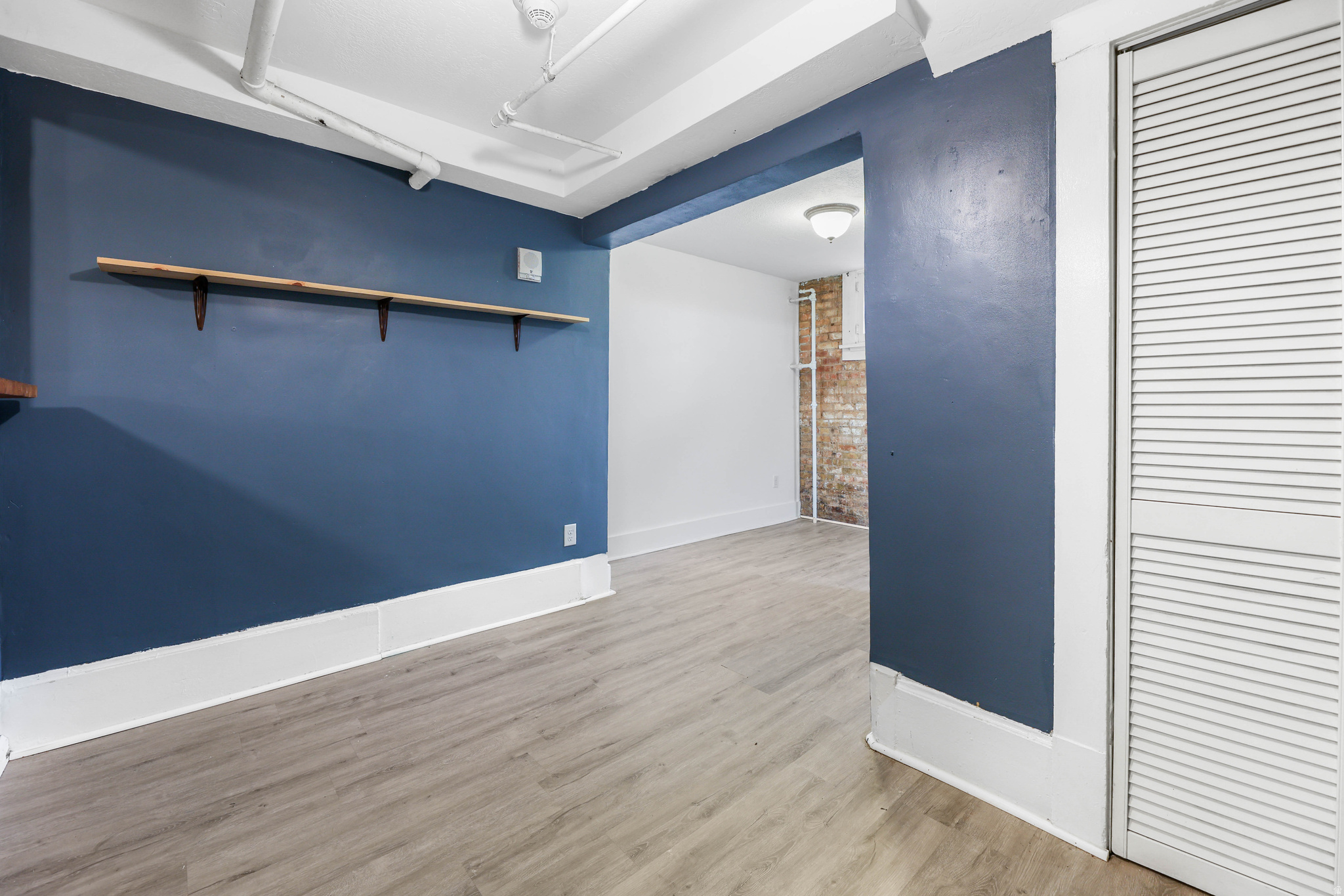 CAITHNESS CONDOMINIUM - Residential