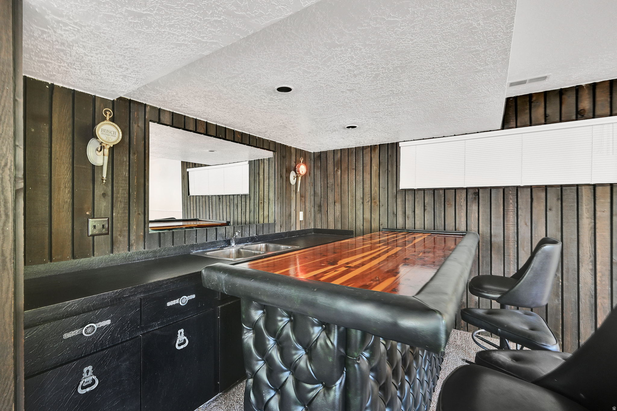 BARTON MANOR NO. 3 - Residential