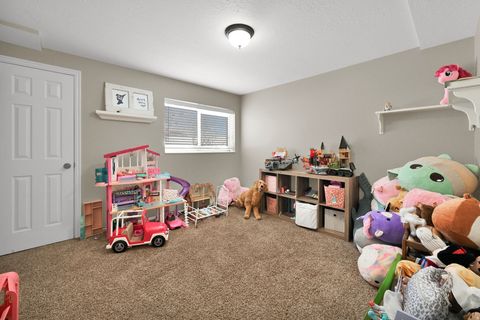 Tiny photo for 2382 N 450 W, Harrisville, UT 84414 (MLS # 2138456)