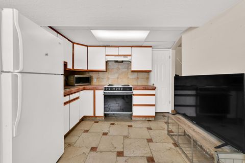 Tiny photo for 2382 N 450 W, Harrisville, UT 84414 (MLS # 2138456)