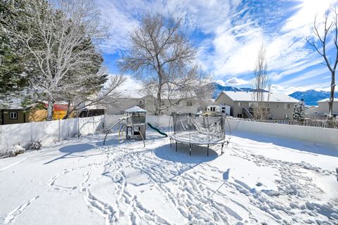 Tiny photo for 2382 N 450 W, Harrisville, UT 84414 (MLS # 2138456)