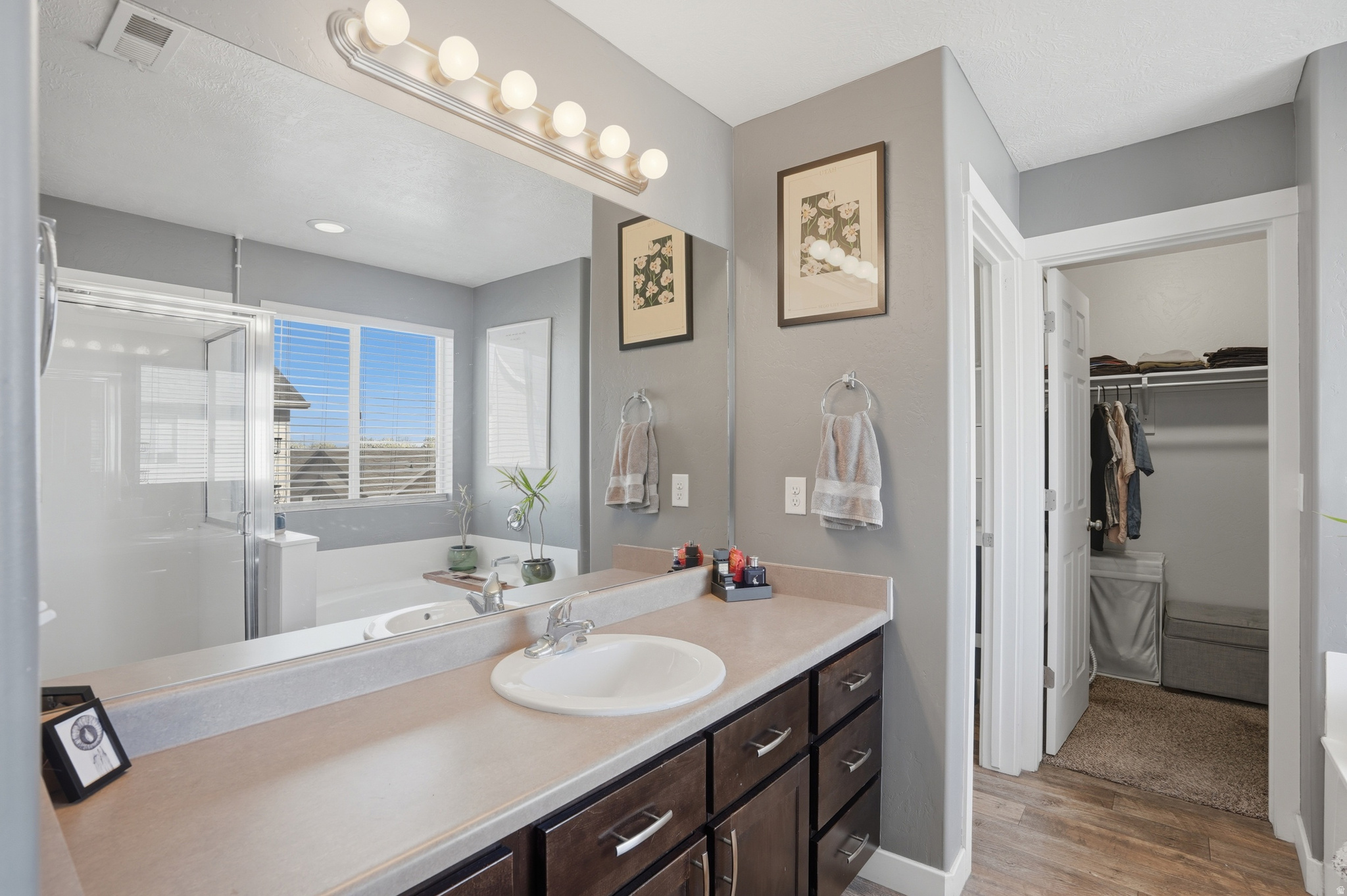 FOXBORO-STONEHAVEN - Residential