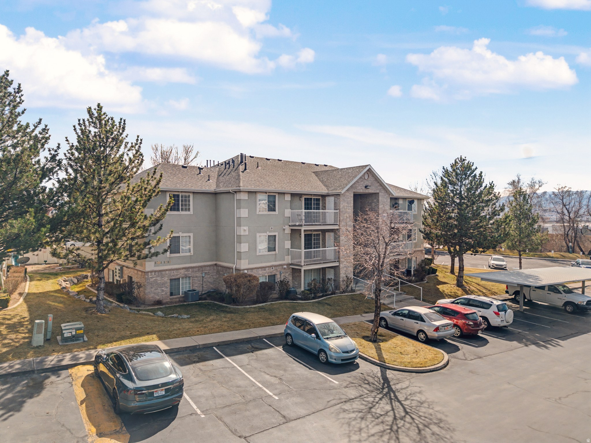 WESTON CONDO - Residential