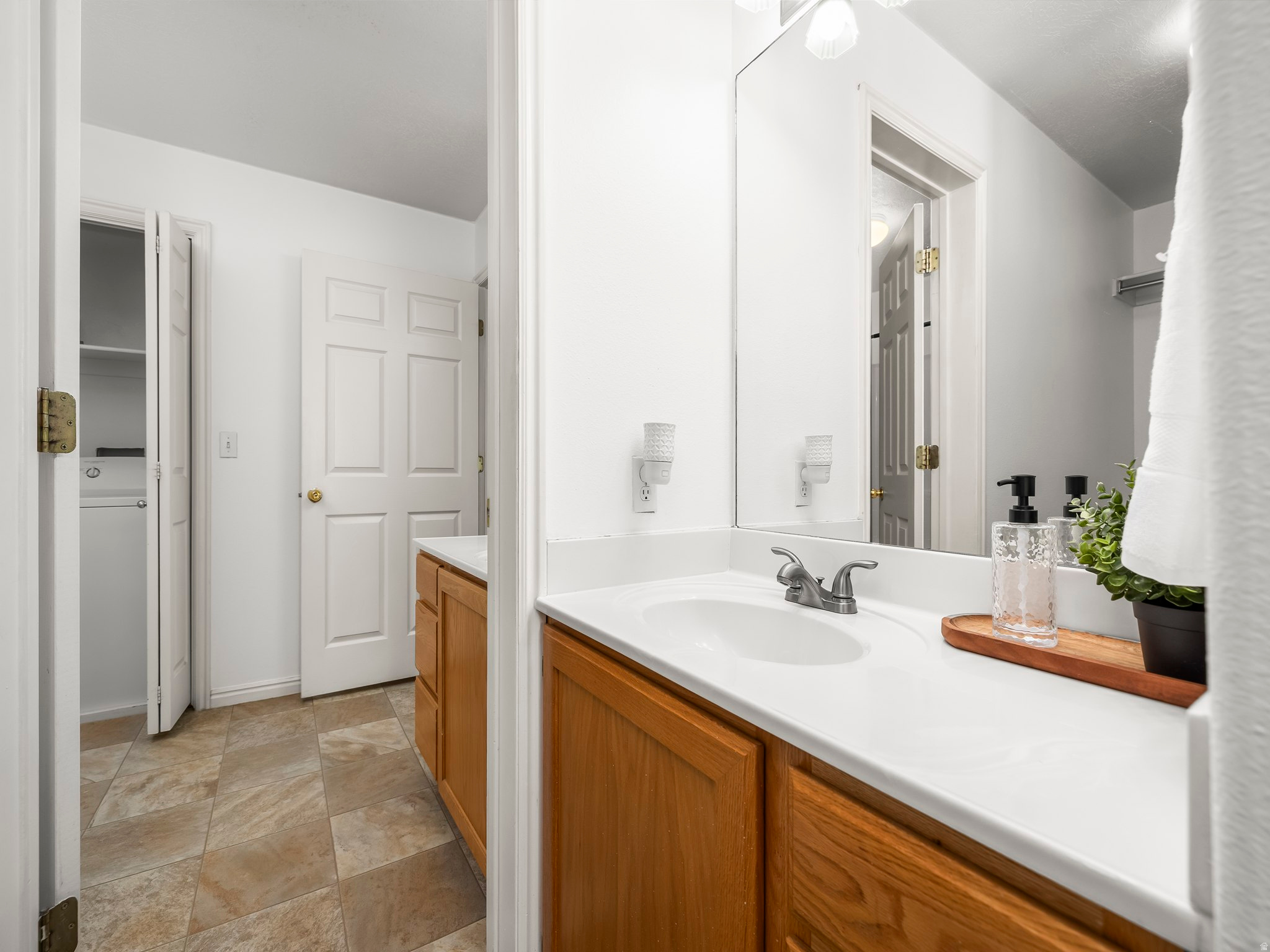 WESTON CONDO - Residential