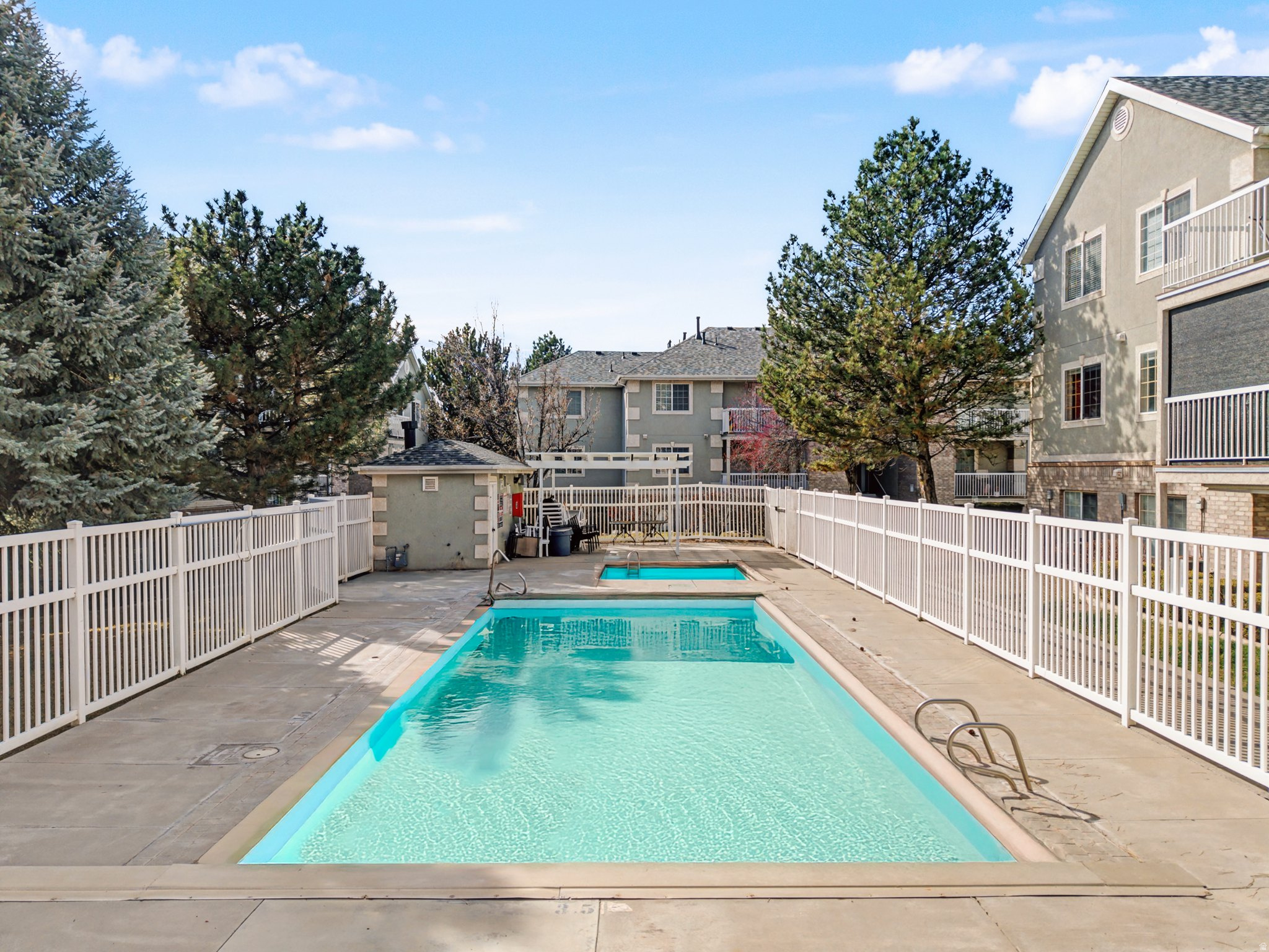 WESTON CONDO - Residential