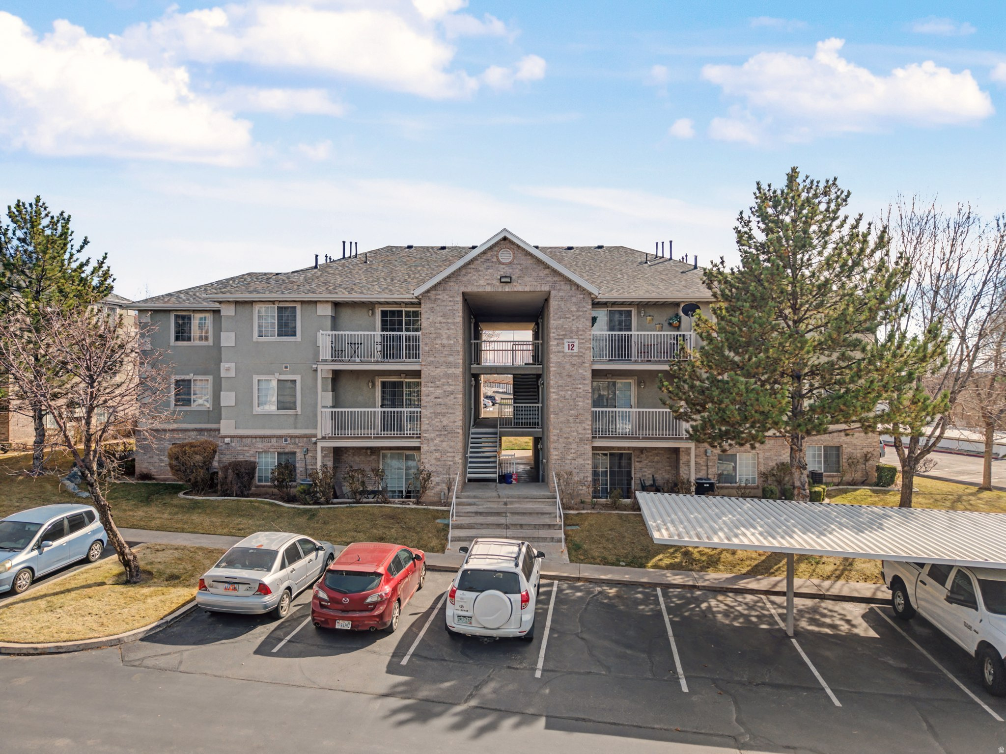 WESTON CONDO - Residential