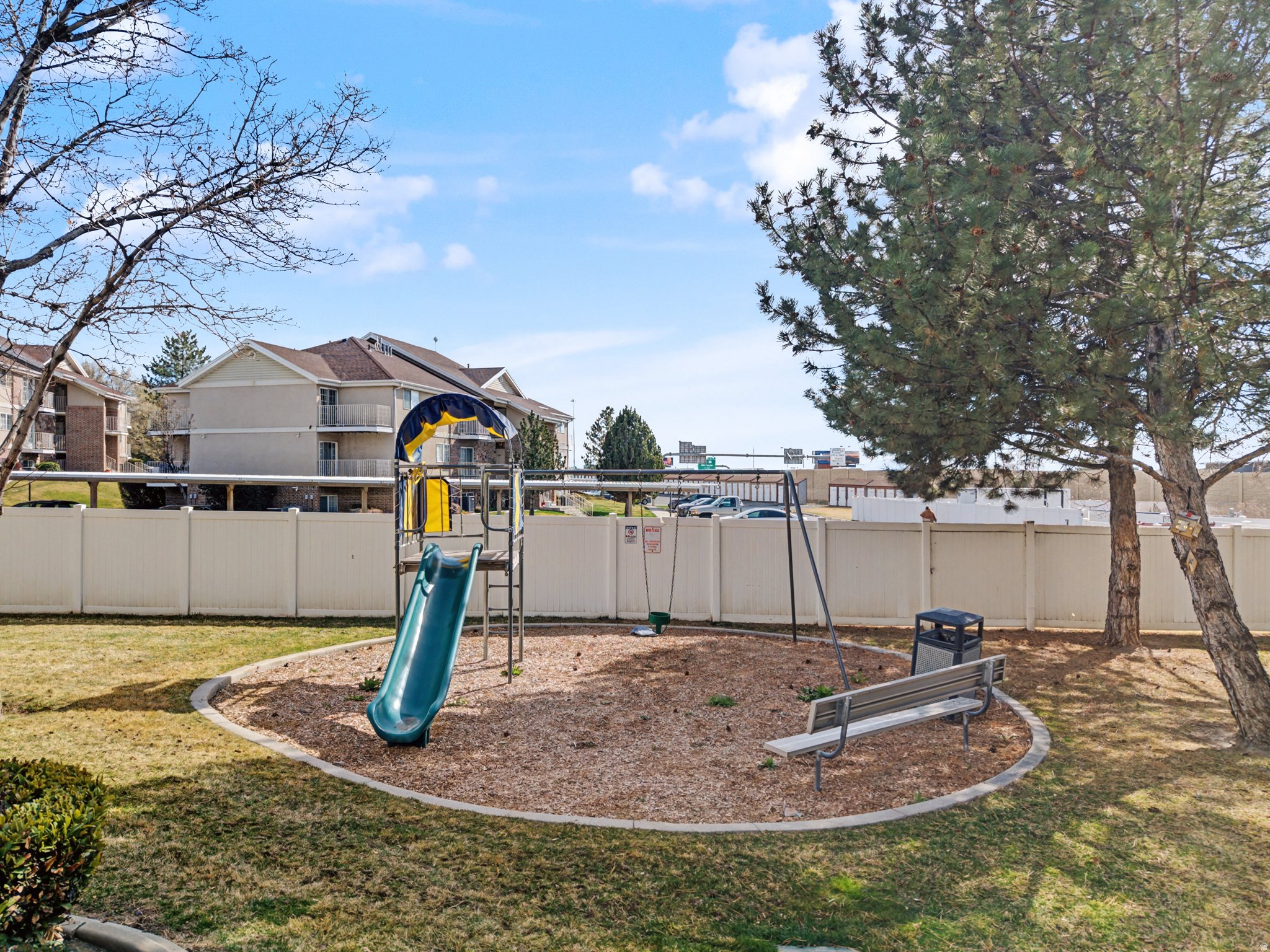 WESTON CONDO - Residential