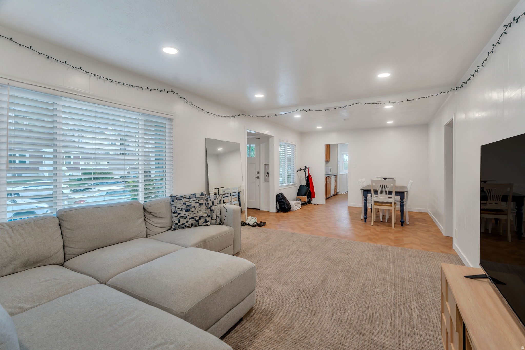 STEWART - Residential Income