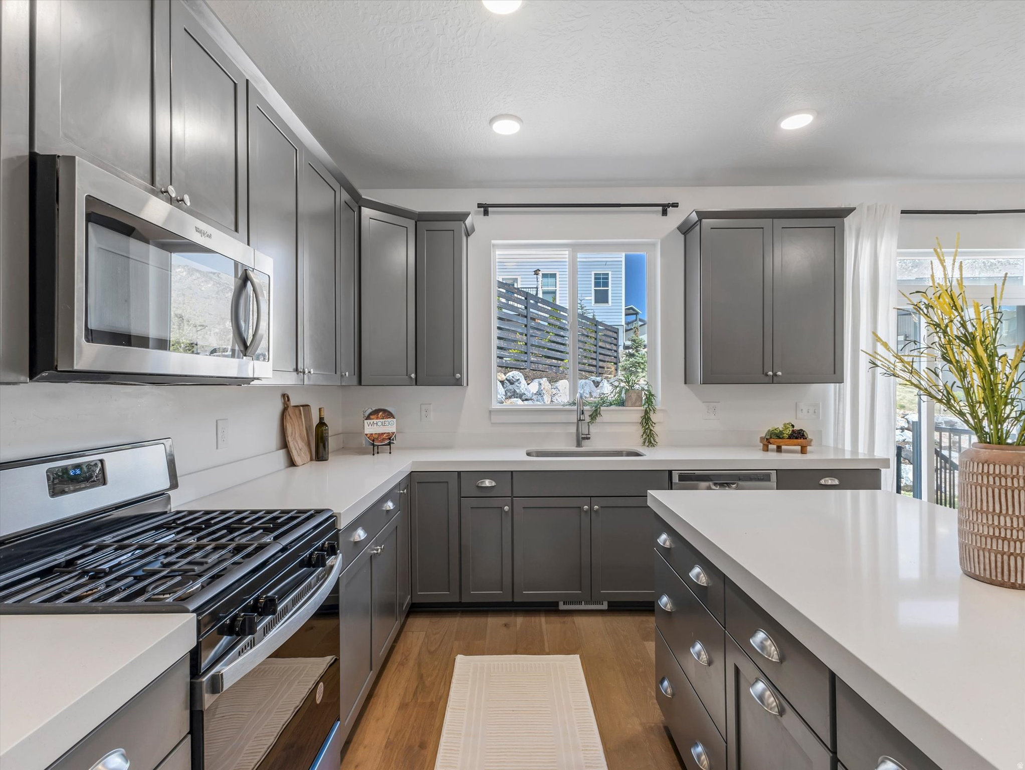 SUNCREST/EDELWIESS - Residential