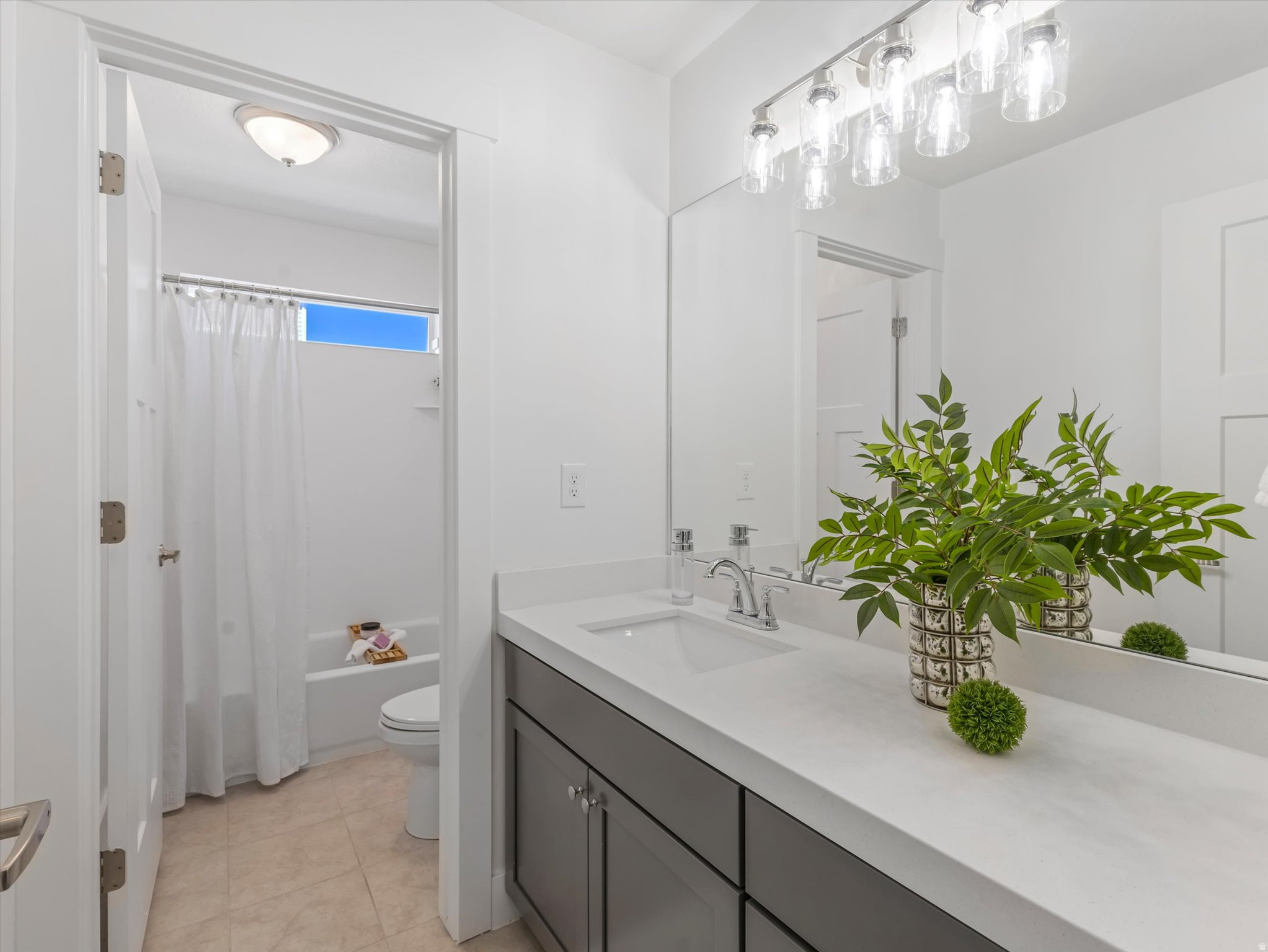 SUNCREST/EDELWIESS - Residential