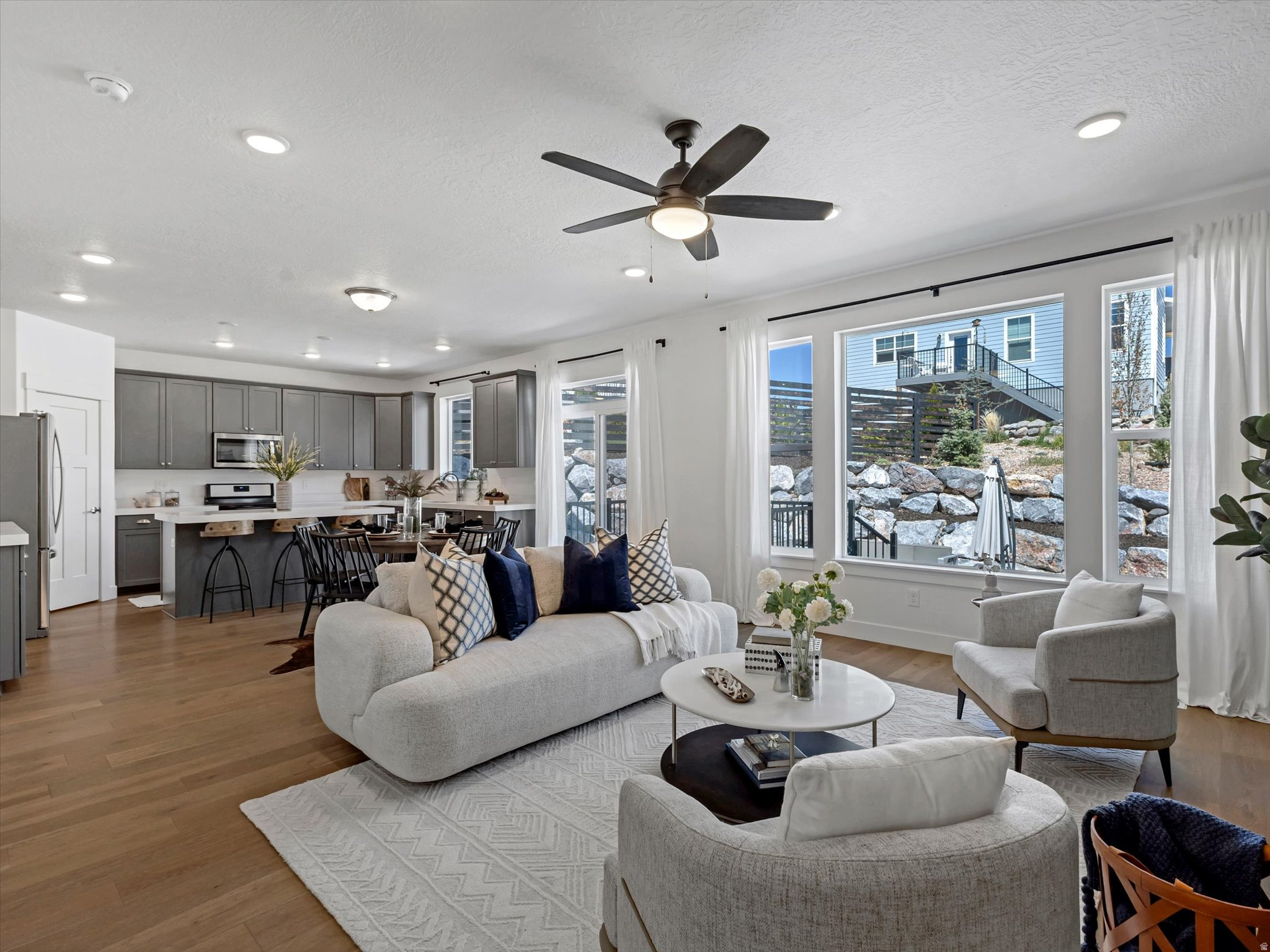 SUNCREST/EDELWIESS - Residential