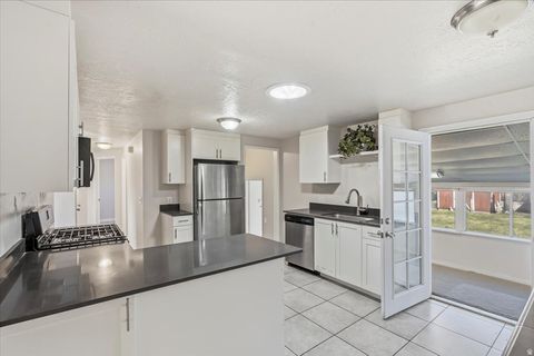 Tiny photo for 3985 S 5375 W, West Valley City, UT 84120 (MLS # 2120722)