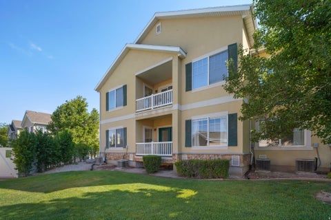 Photo of 1068 CANYON MEADOW DRIVE DR #8, Provo, UT 84606 (MLS # 2169354)
