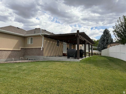 Tiny photo for 9428 S SID CIR, South Jordan, UT 84009 (MLS # 2183829)