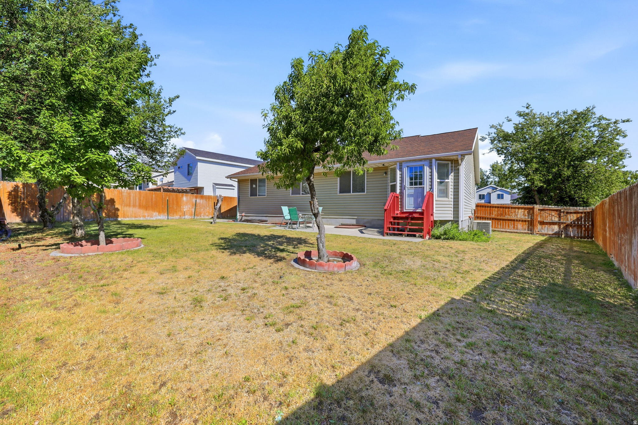 OQUIRRH SHADOWS - Residential