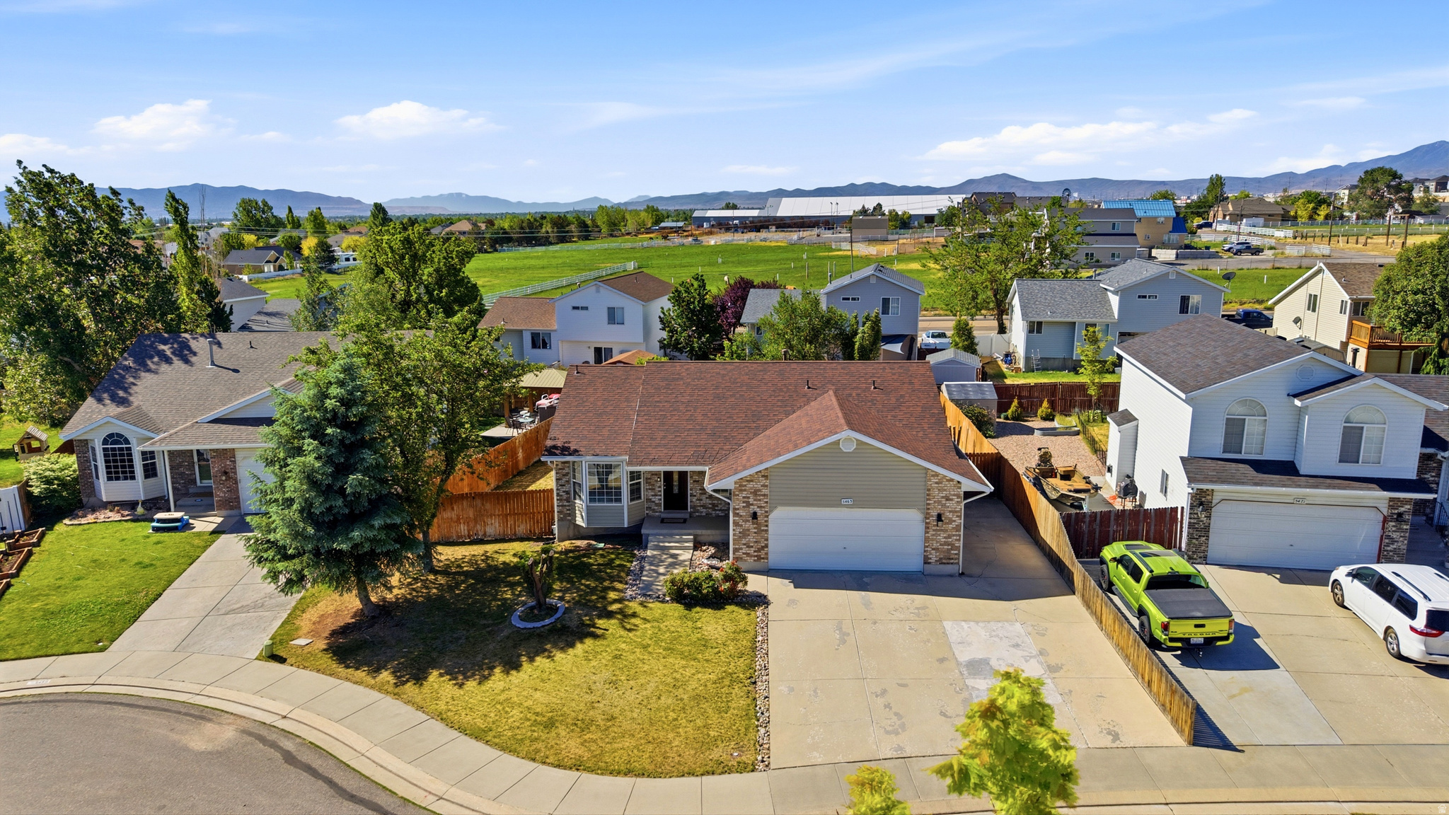 OQUIRRH SHADOWS - Residential