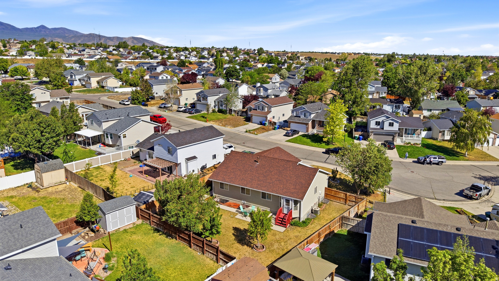 OQUIRRH SHADOWS - Residential