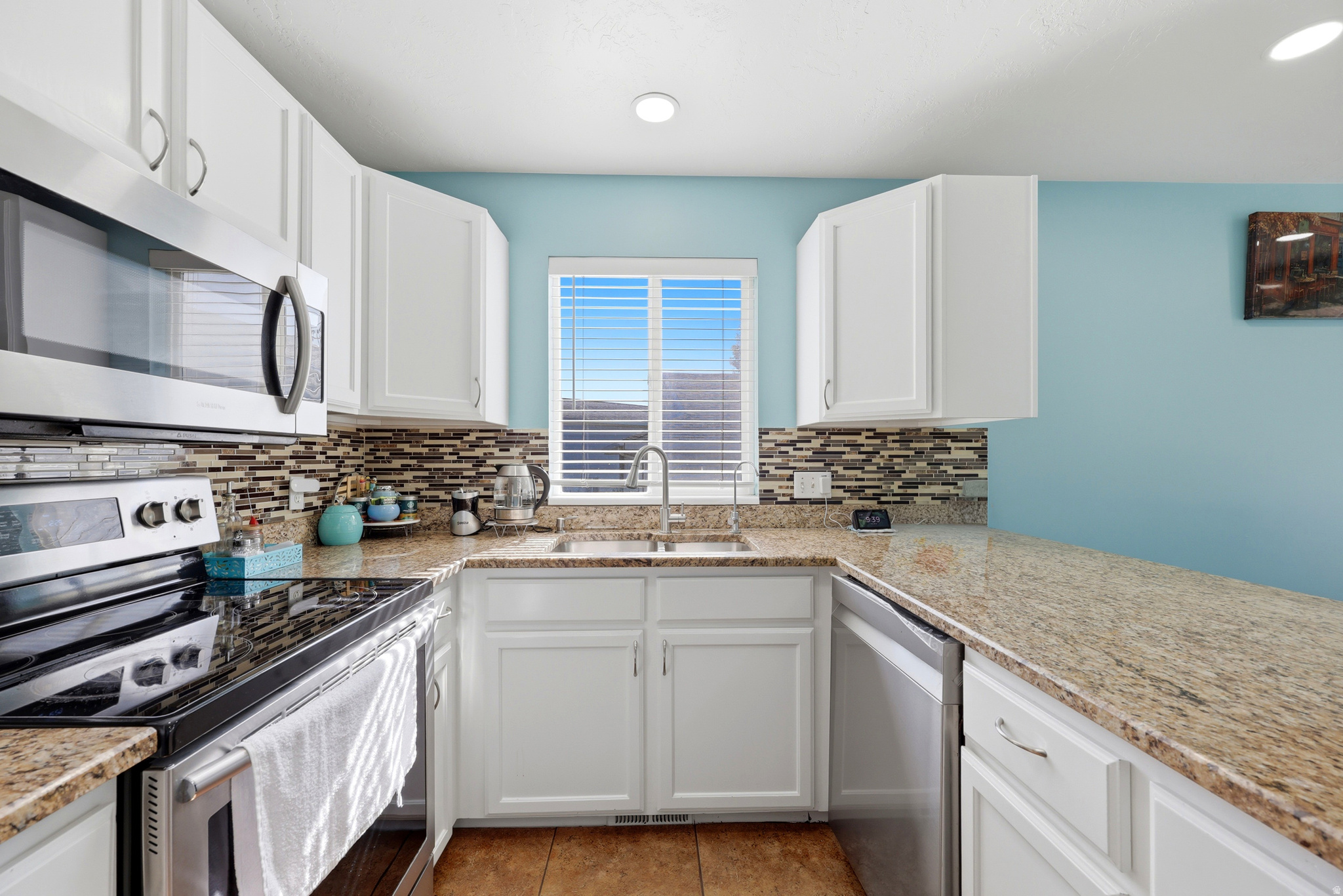 OQUIRRH SHADOWS - Residential