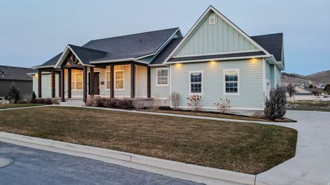 Tiny photo for 9712 N VANDE WAY #215, Eagle Mountain, UT 84005 (MLS # 2134226)