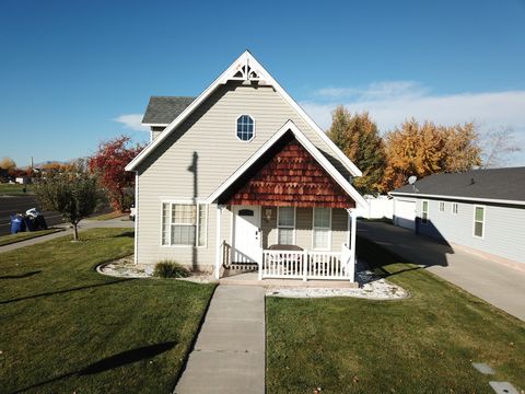 Photo of 13 N 710 W, Spanish Fork, UT 84660 (MLS # 2120974)