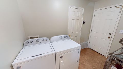 Tiny photo for 13 N 710 W, Spanish Fork, UT 84660 (MLS # 2120974)