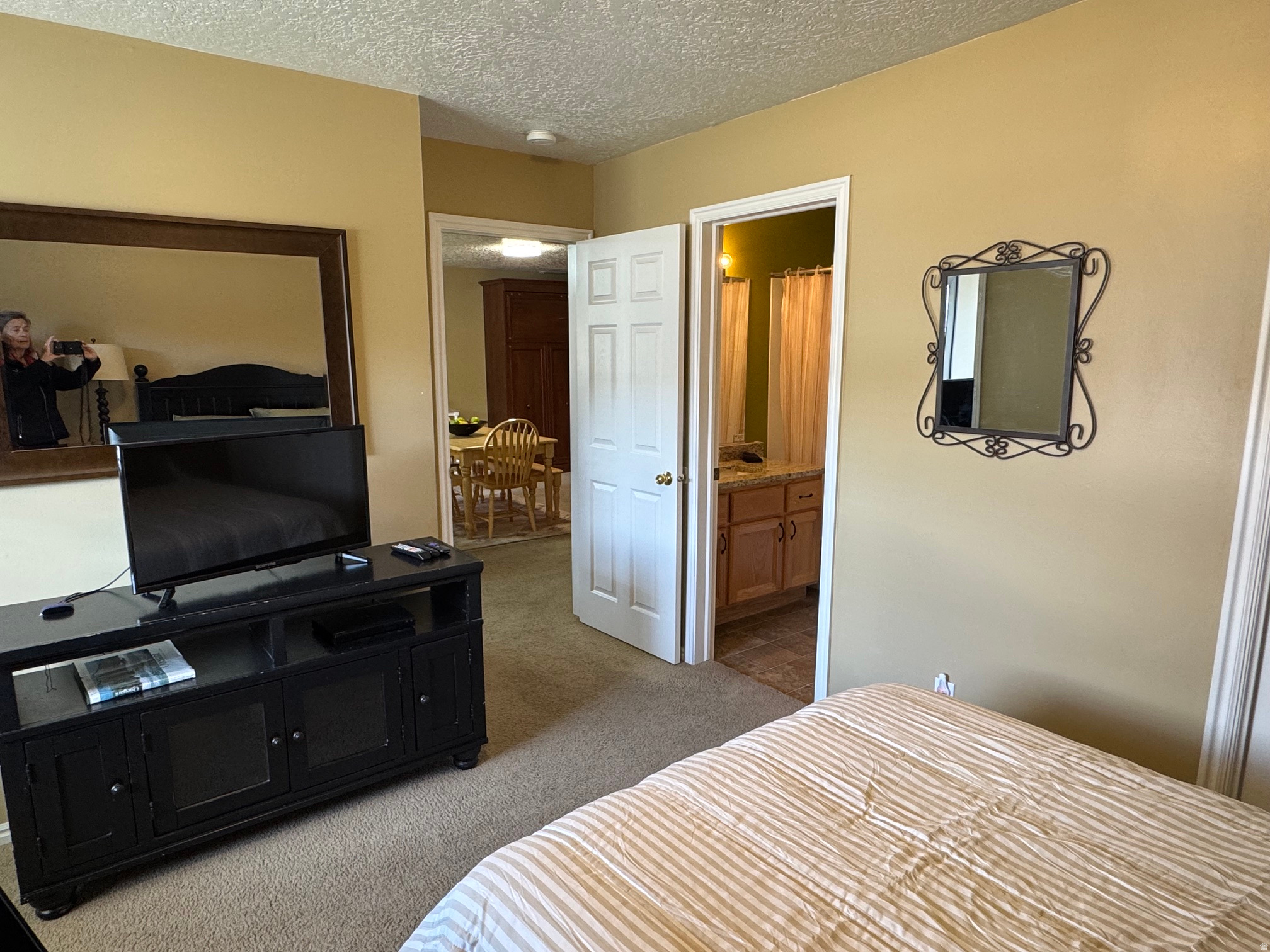 HARBOR VILLAGE TENNIS BUILDING - Residential