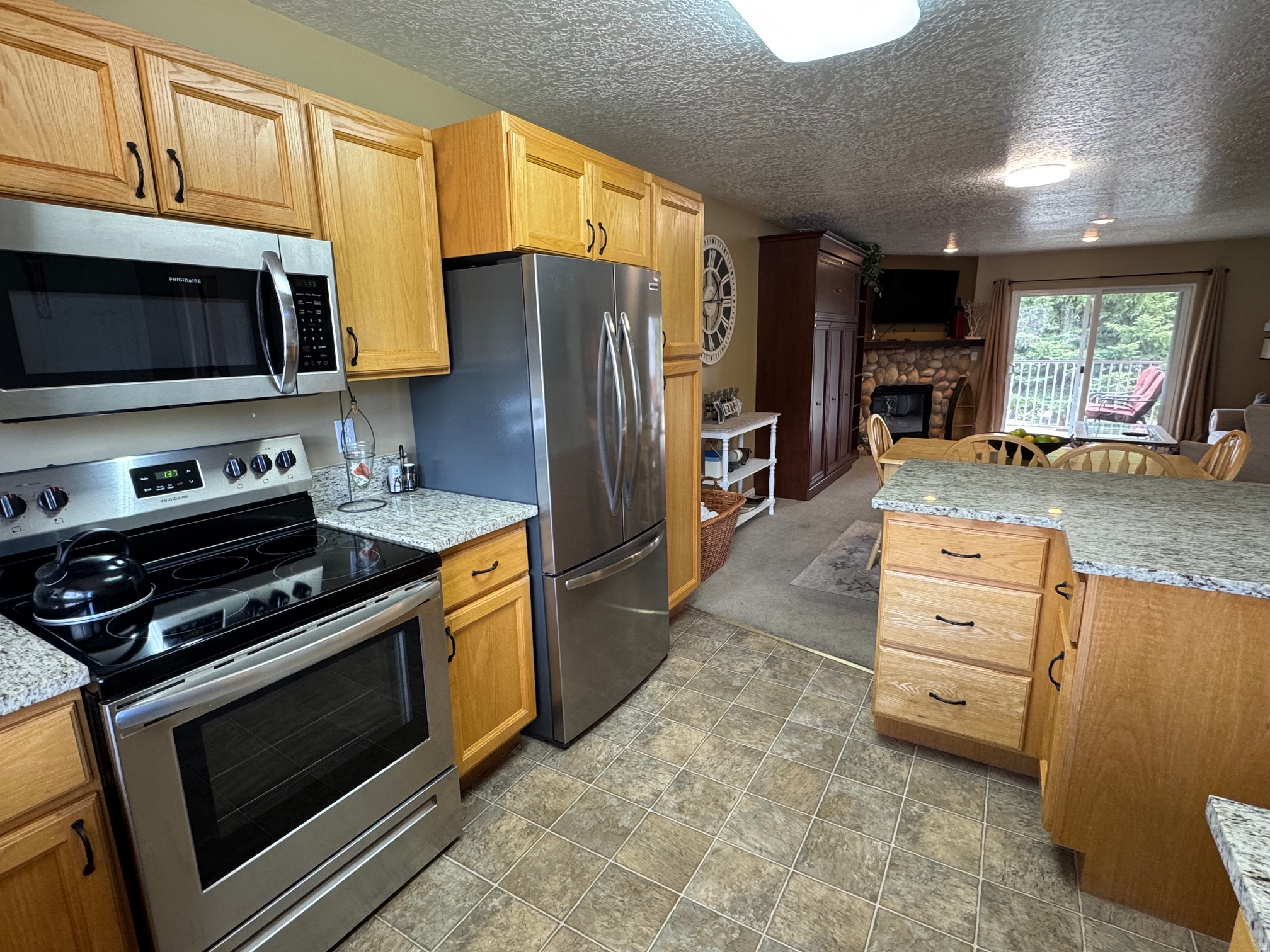 HARBOR VILLAGE TENNIS BUILDING - Residential