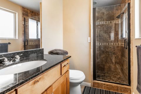 Tiny photo for 2156 S ELAINE DR, Bountiful, UT 84010 (MLS # 2147677)