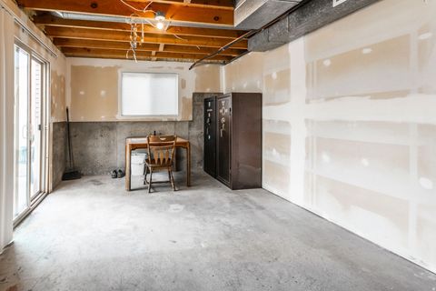 Tiny photo for 2156 S ELAINE DR, Bountiful, UT 84010 (MLS # 2147677)