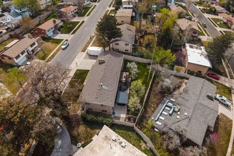 Tiny photo for 2156 S ELAINE DR, Bountiful, UT 84010 (MLS # 2147677)