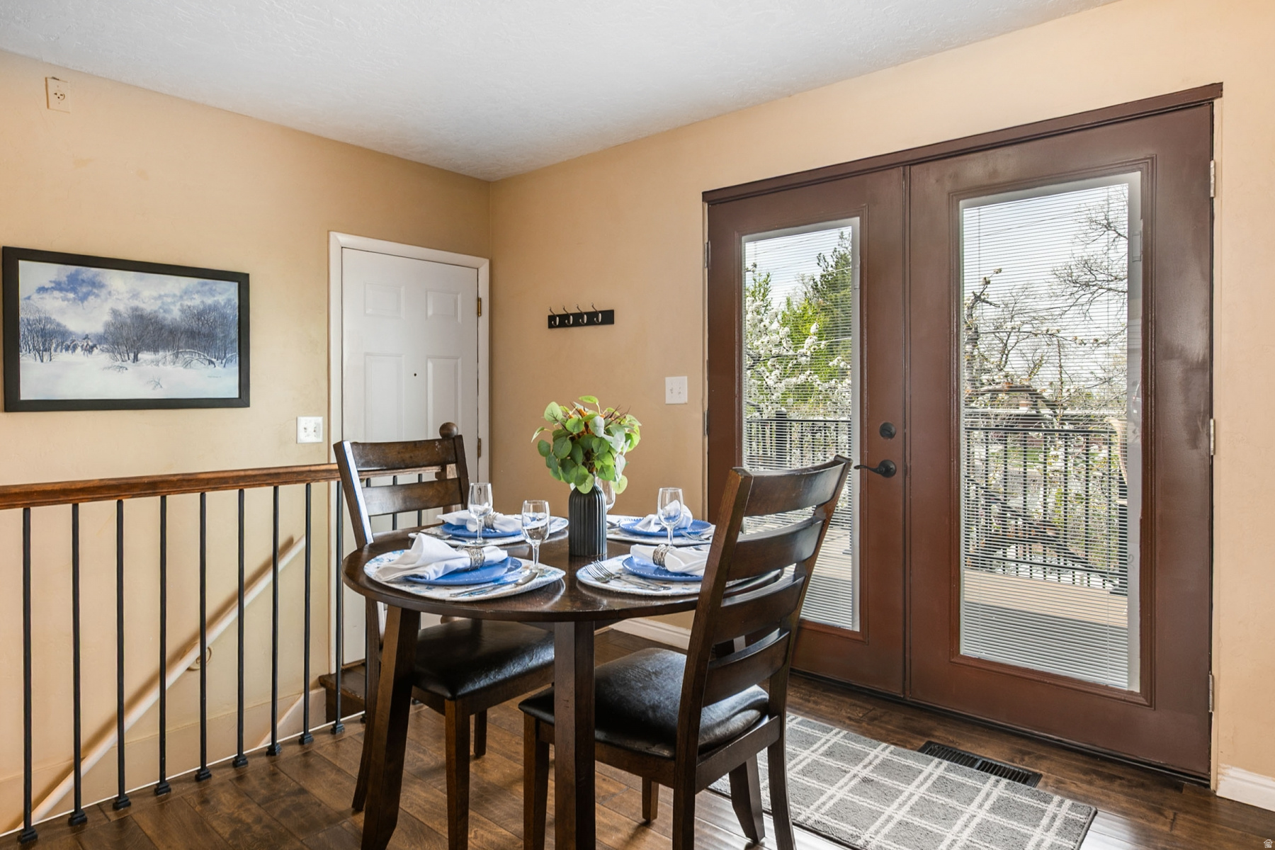 OAKRIDGE MANOR - Residential