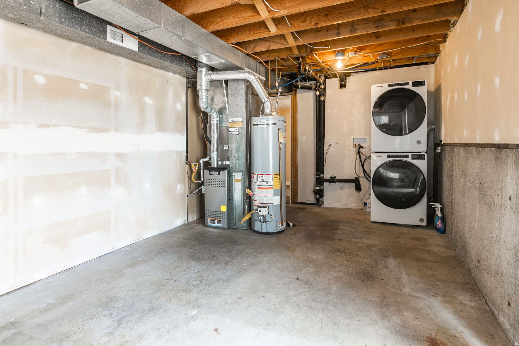 OAKRIDGE MANOR - Residential