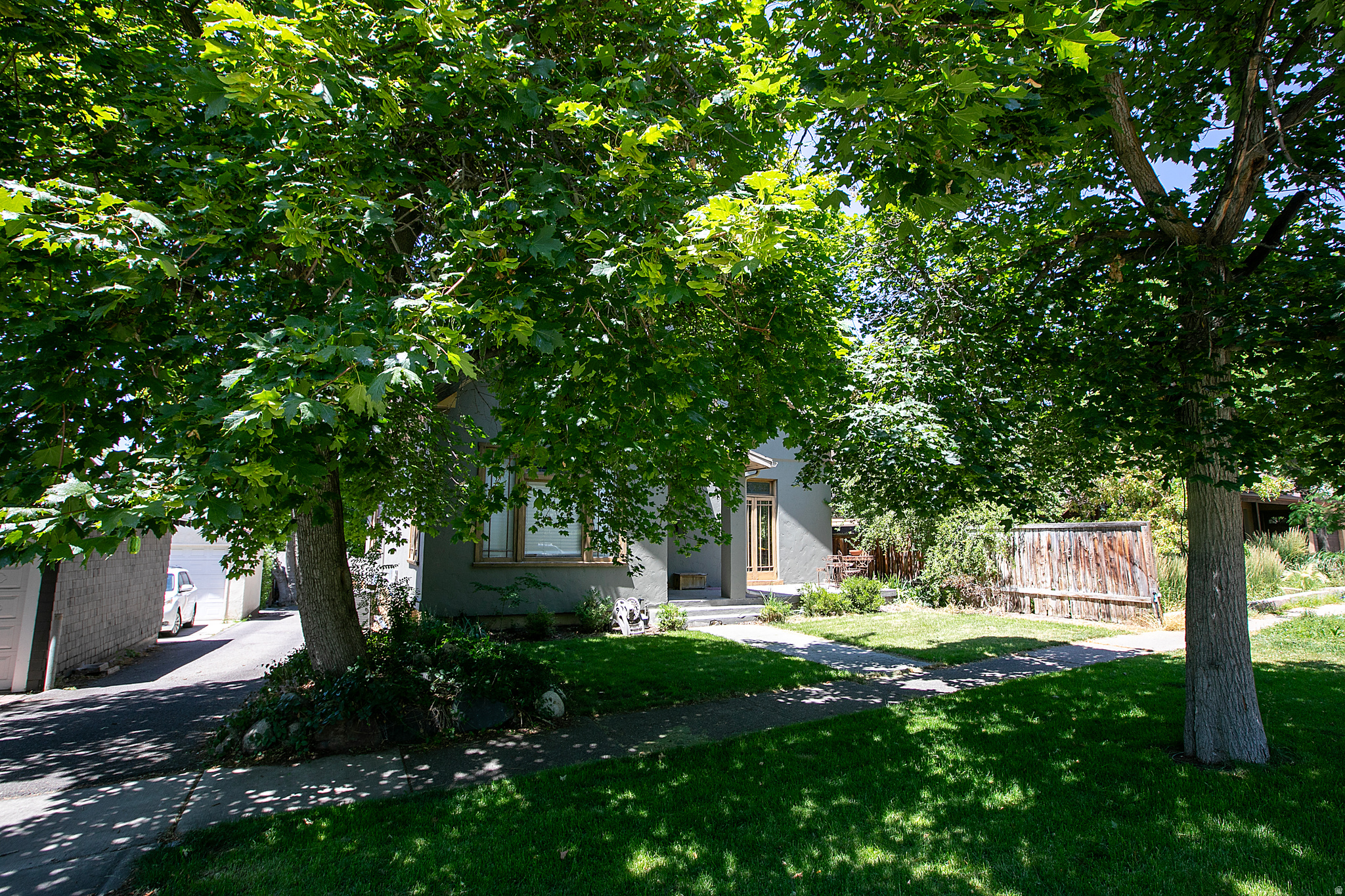 AVENUES - Residential