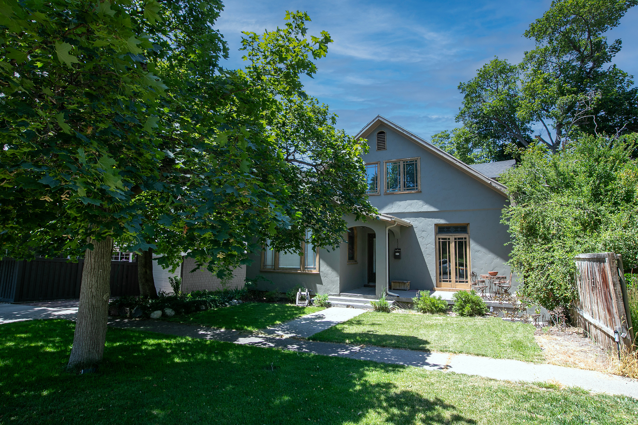 AVENUES - Residential