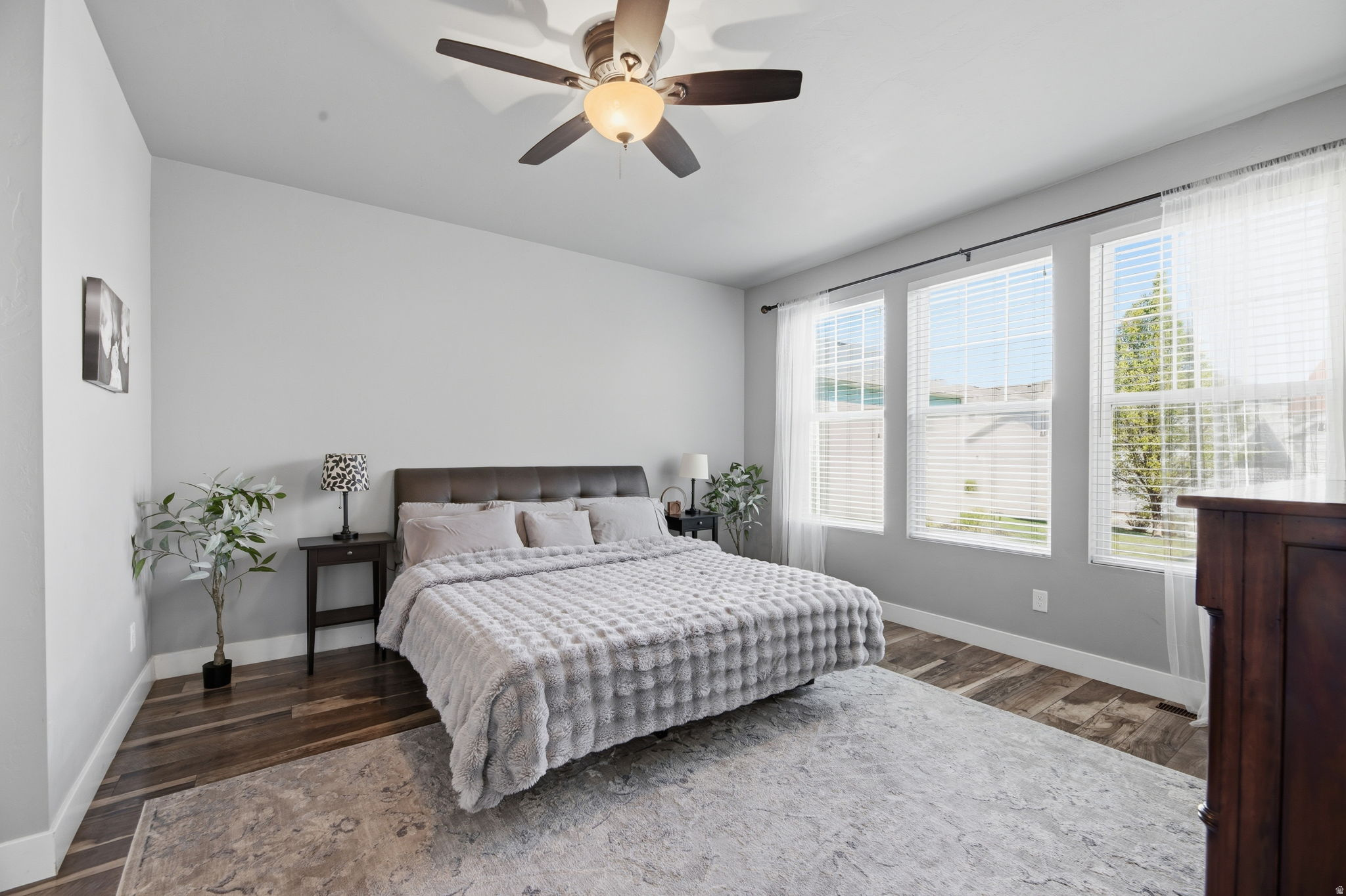 DAYBREAK - Residential