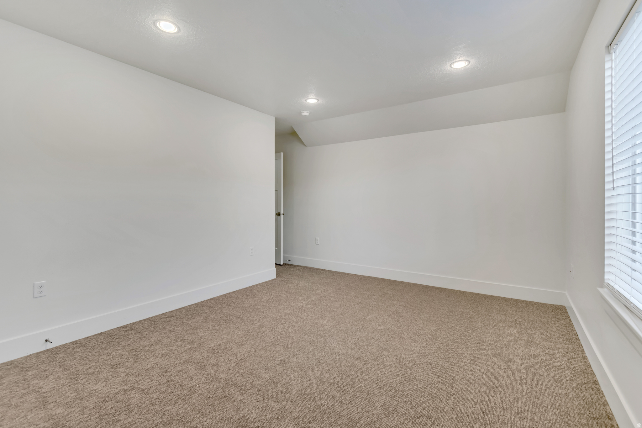 SPRING CREEK ESTATES - Residential