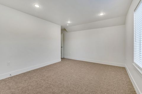Tiny photo for 1869 W HOLLYBROOK WAY WAY N, Farmington, UT 84025 (MLS # 2160643)