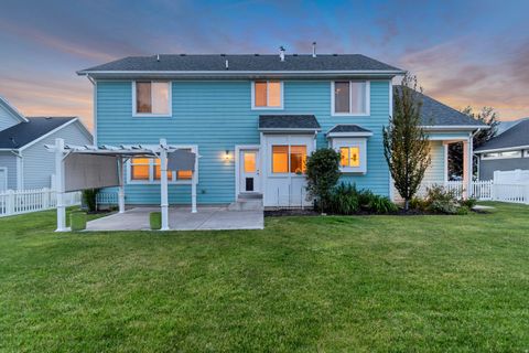 Tiny photo for 1869 W HOLLYBROOK WAY WAY N, Farmington, UT 84025 (MLS # 2160643)