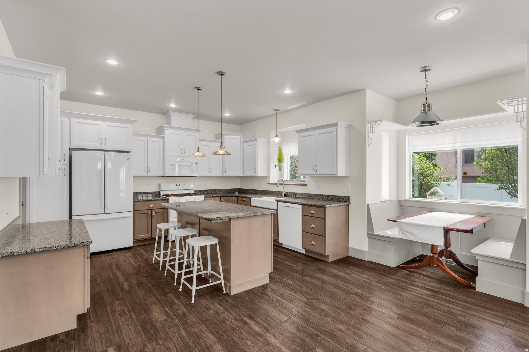 SPRING CREEK ESTATES - Residential