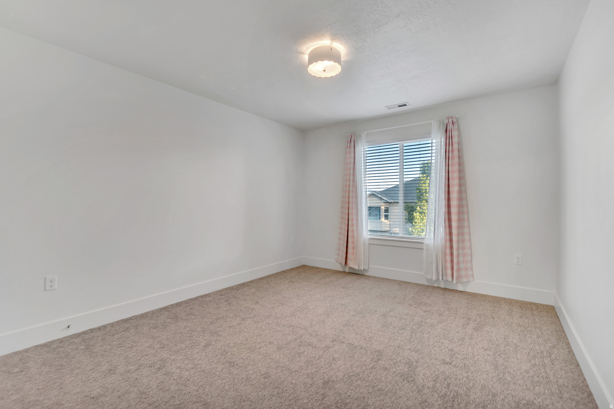 SPRING CREEK ESTATES - Residential