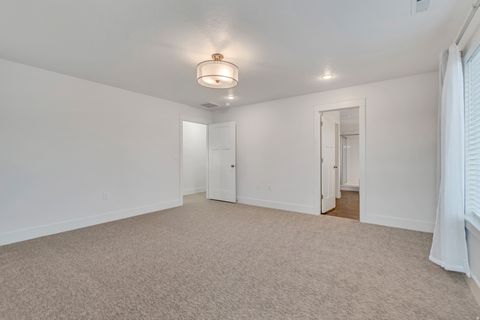 Tiny photo for 1869 W HOLLYBROOK WAY WAY N, Farmington, UT 84025 (MLS # 2160643)