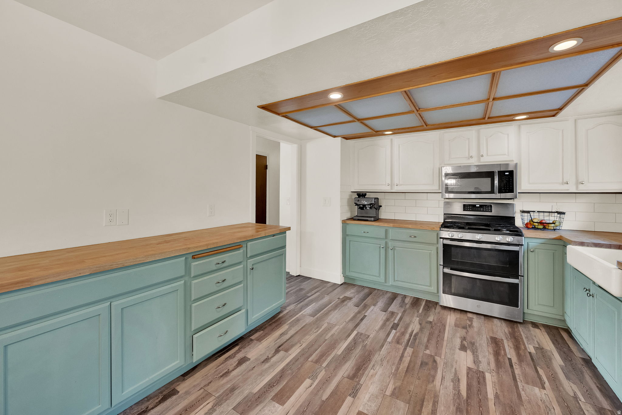 INDIAN HILLS SUBDIVI - Residential