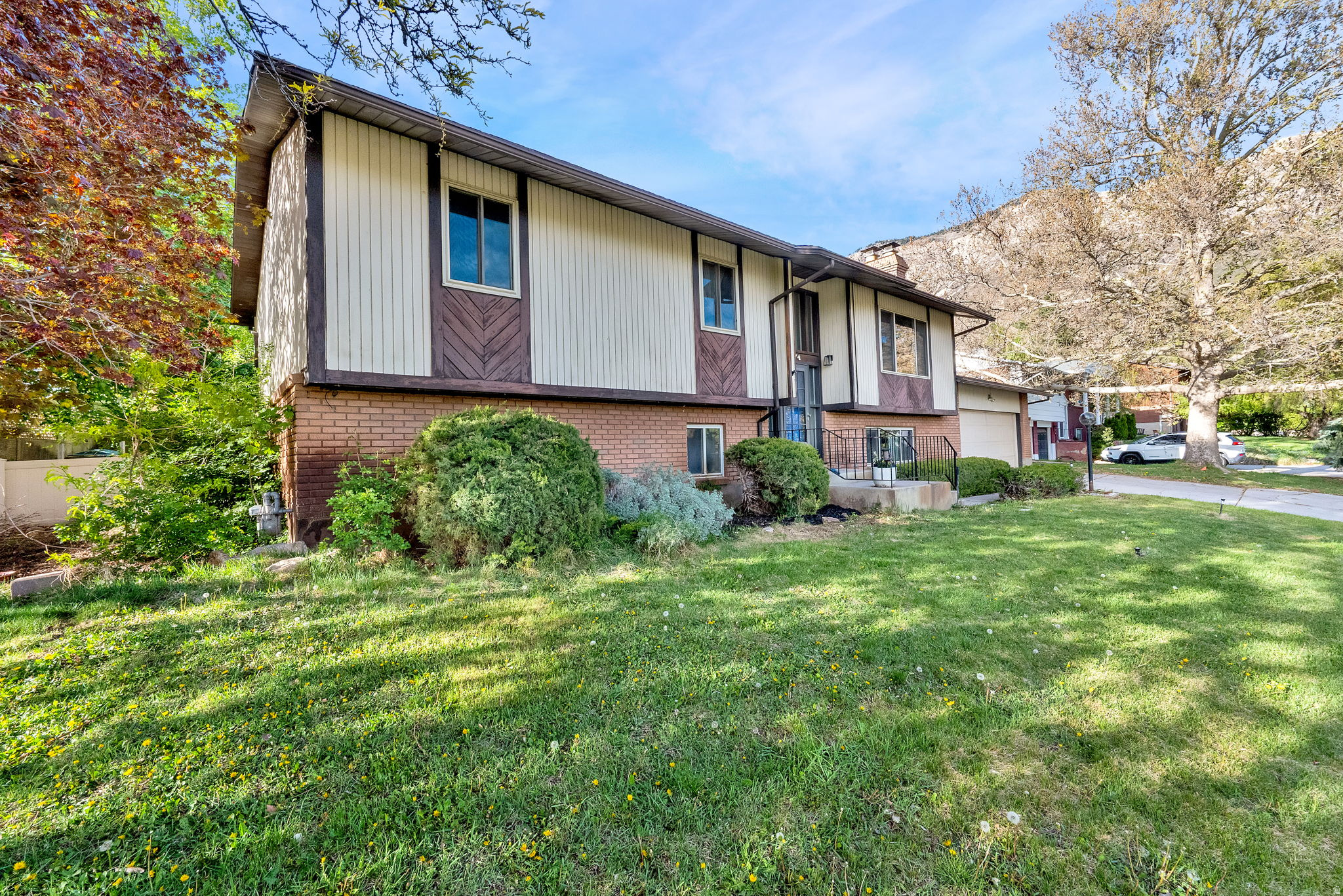 INDIAN HILLS SUBDIVI - Residential